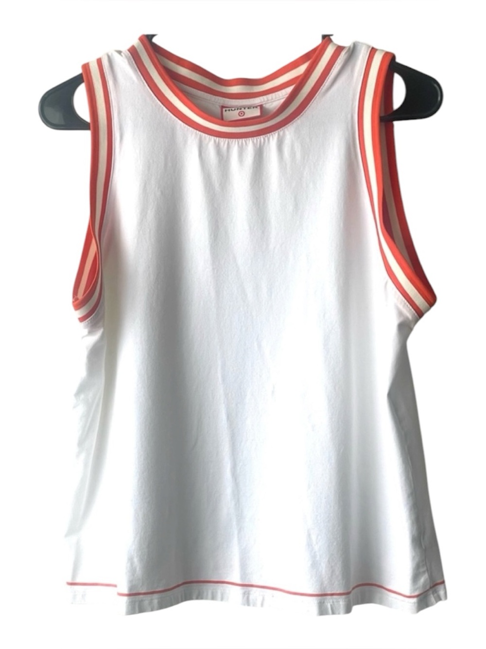 Hunter women’s sleeveless shirt